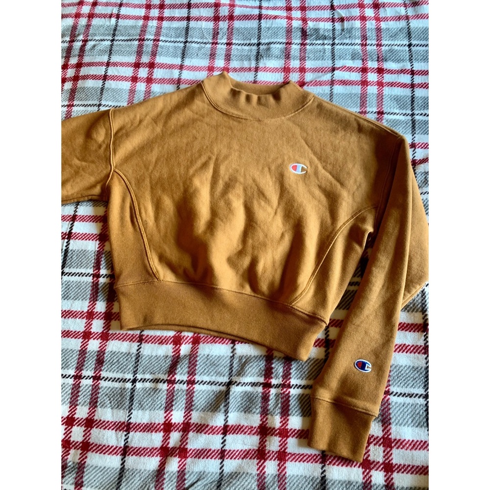 🎉Champion Brand Cropped Tan Mock Crewneck🎉